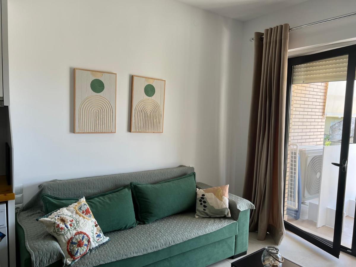 Apartment Artemis Himare Exteriör bild