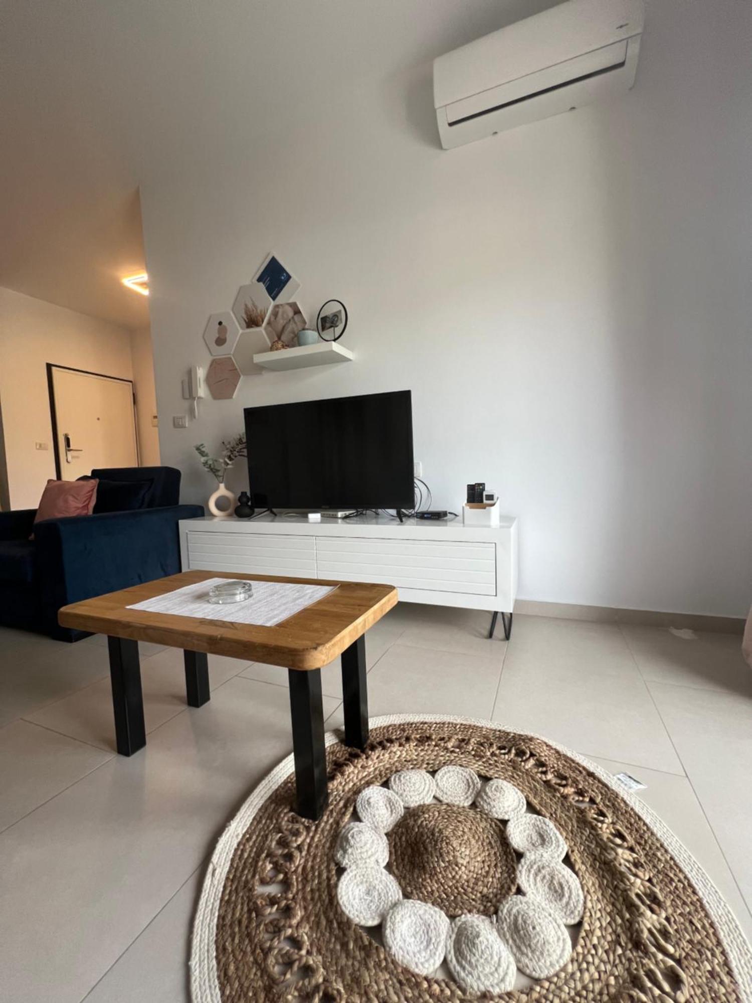 Apartment Artemis Himare Exteriör bild